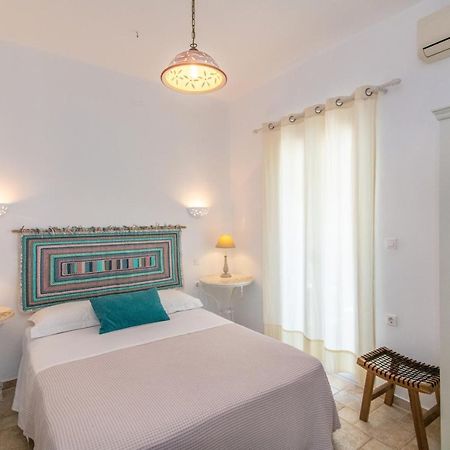 Albatross Holiday Apartments Agios Sostis  Exterior photo